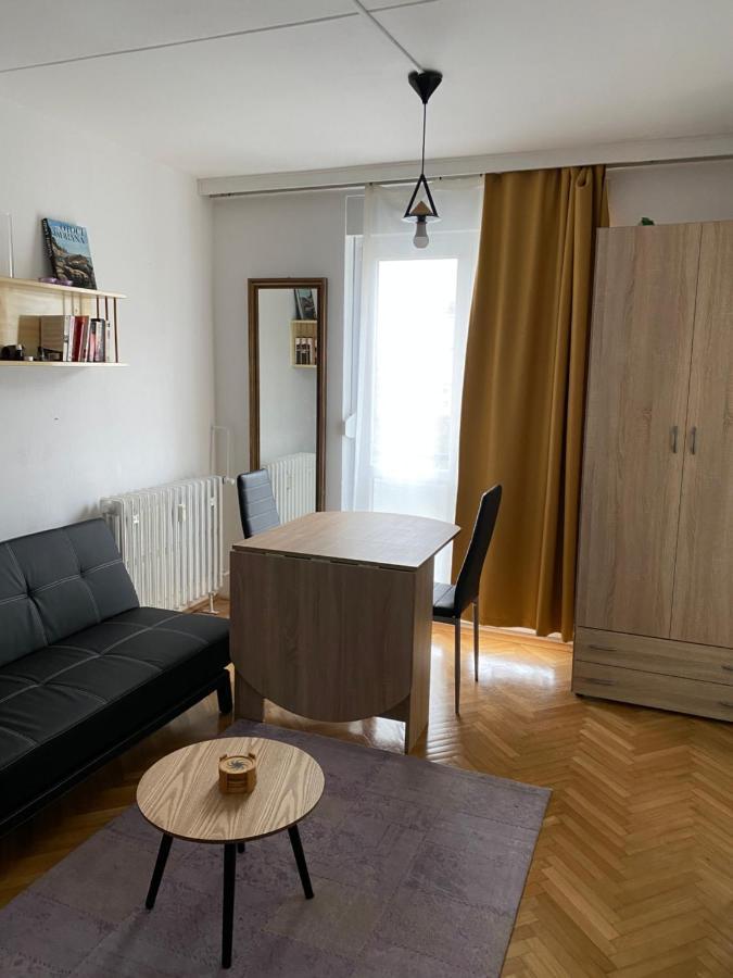 Colorful Urban Oasis Apartment Zagreb Exterior photo